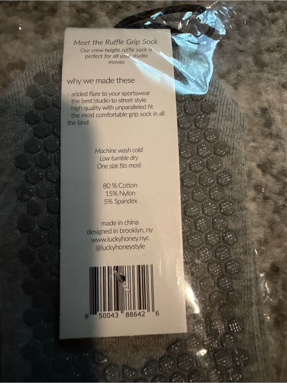 Lucky Honey Ruffle Grip Socks Grey with Ribbon - Picture 3 of 3